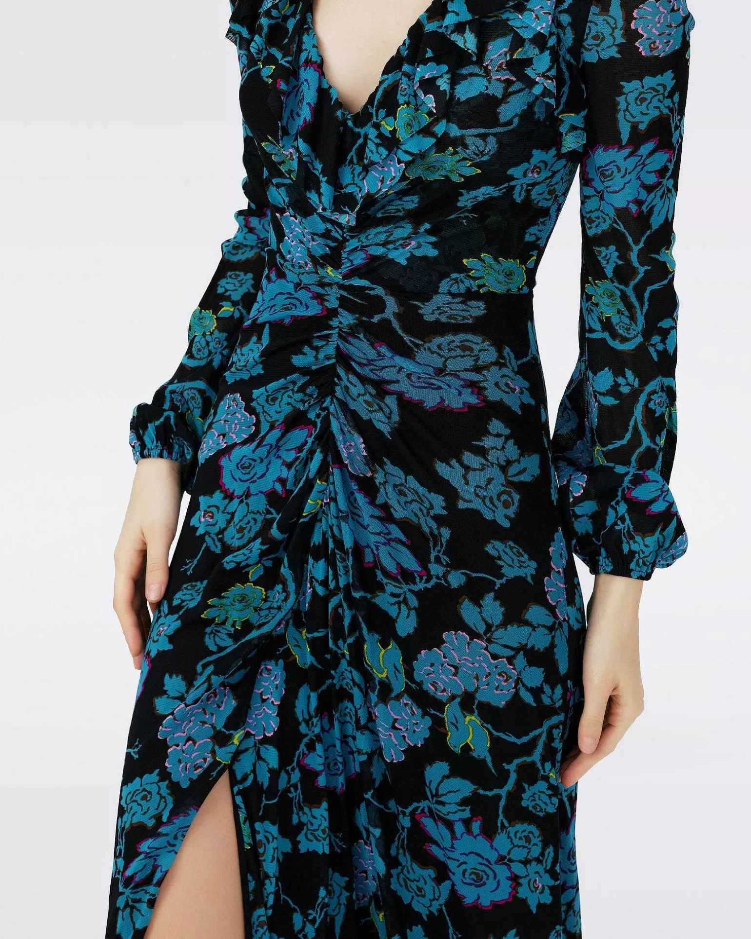 Shop Diane von Furstenberg Dvf Sean Dress In China Vine Blk Med
